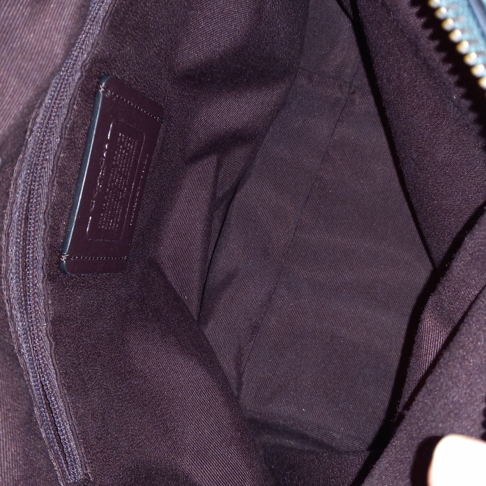 Coach Small Skylar - image 4